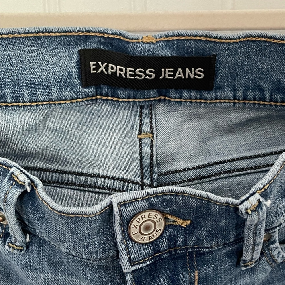 Express Mid Rise Legging Ripped - Picture 2 of 4